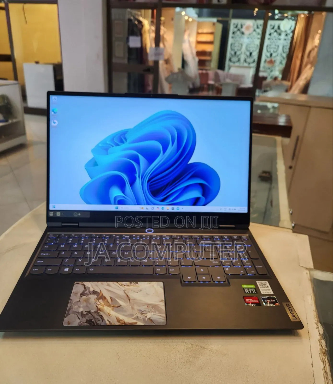 New Laptop Lenovo Legion 5 16GB AMD Ryzen 7 SSD 1T