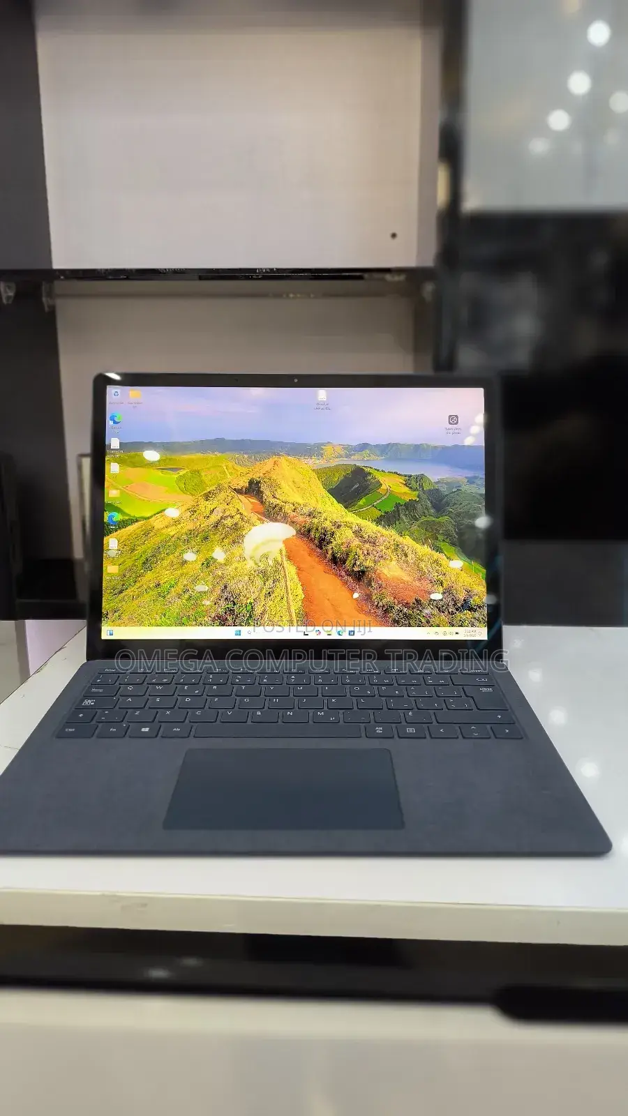 New Laptop Microsoft Surface Laptop 4 16GB Intel Core i7 SSD 256GB
