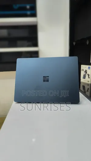 New Laptop Microsoft Surface Laptop 4 16GB Intel Core I7 SSD 256GB