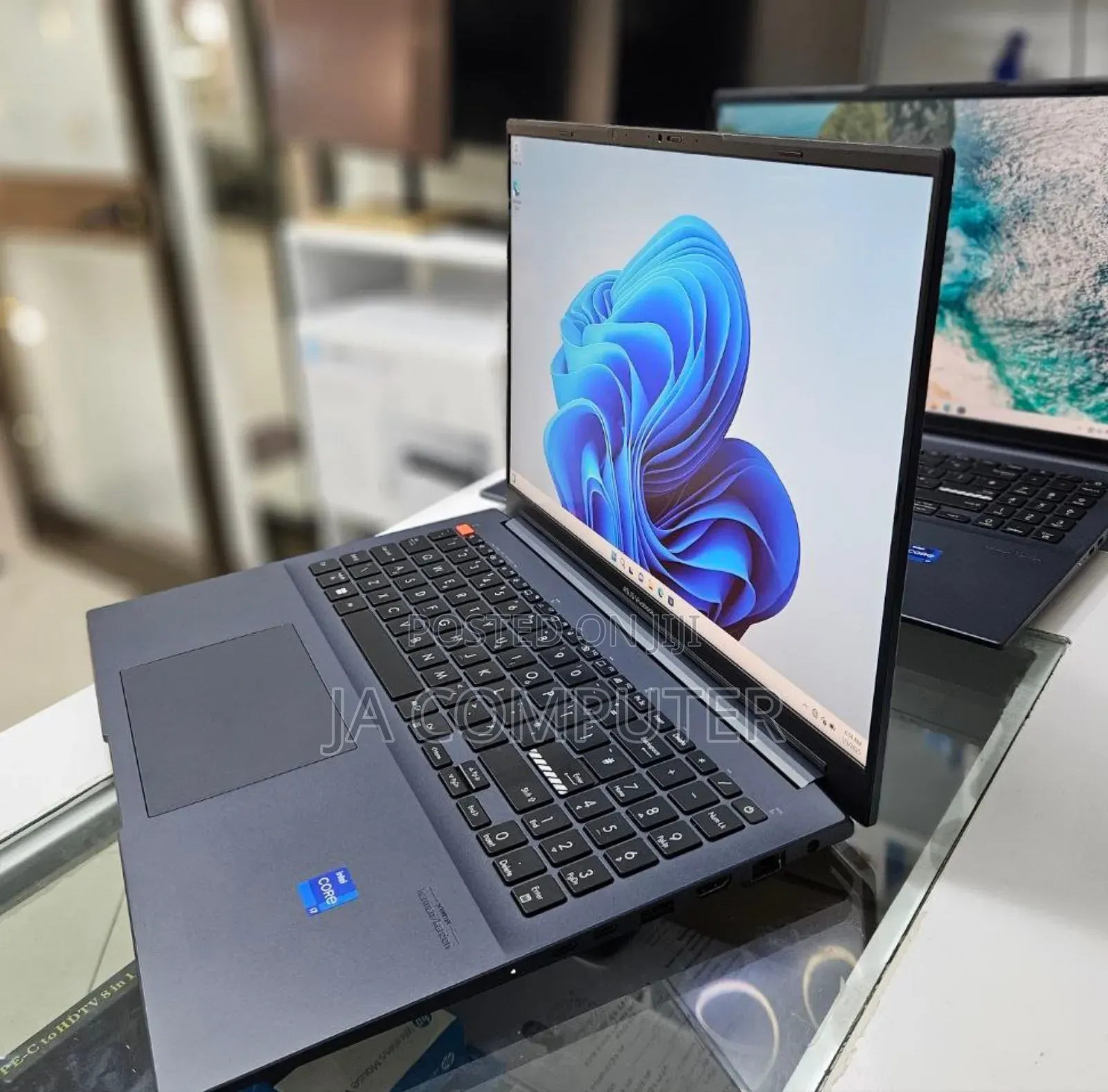 New Laptop Asus VivoBook 15 X505BA 16GB Intel Core I7 SSD 512GB