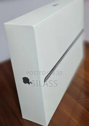 Photo - New Apple iPad 10.2 (2021) 64 GB Silver