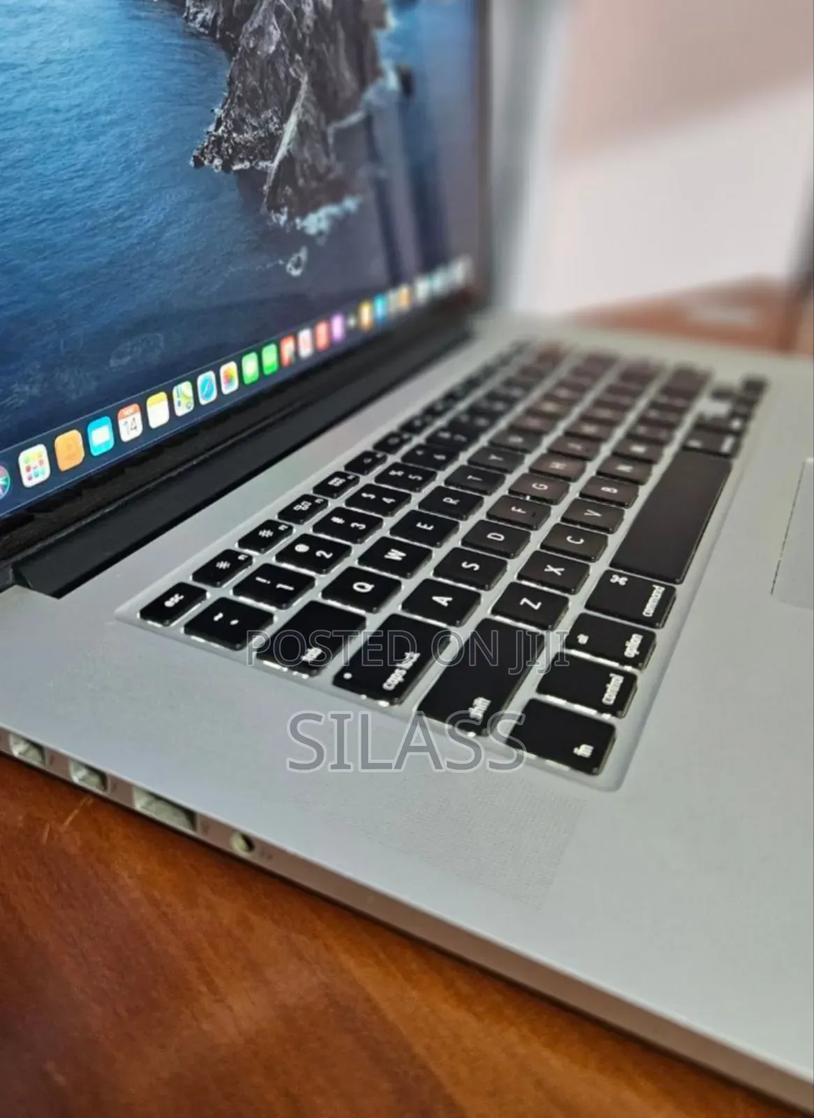 New Laptop Apple MacBook Pro 2014 16GB Intel Core I7 SSD 256GB
