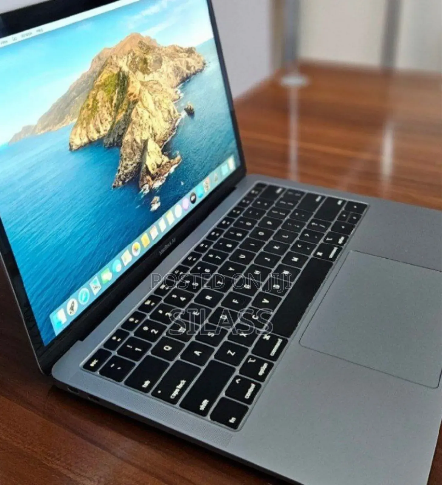 New Laptop Apple MacBook Air 2019 8GB Intel Core I5 SSD 128GB