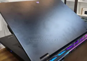 New Laptop Acer Predator Helios 18 PH18-71 16GB Intel Core I7 SSD 1T