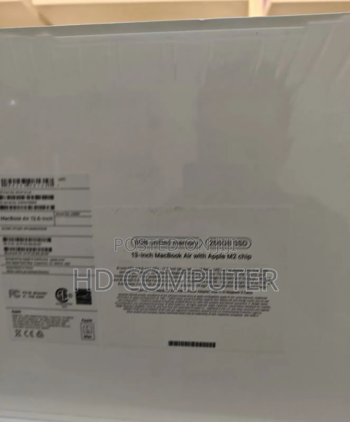 New Laptop Apple MacBook Air 2022 M2 8GB Apple M2 SSD 256GB