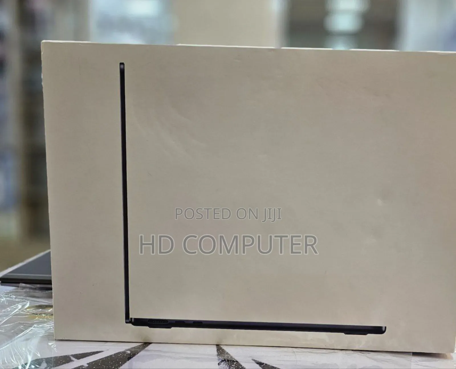 New Laptop Apple MacBook Air 2022 M2 8GB Apple M2 SSD 256GB