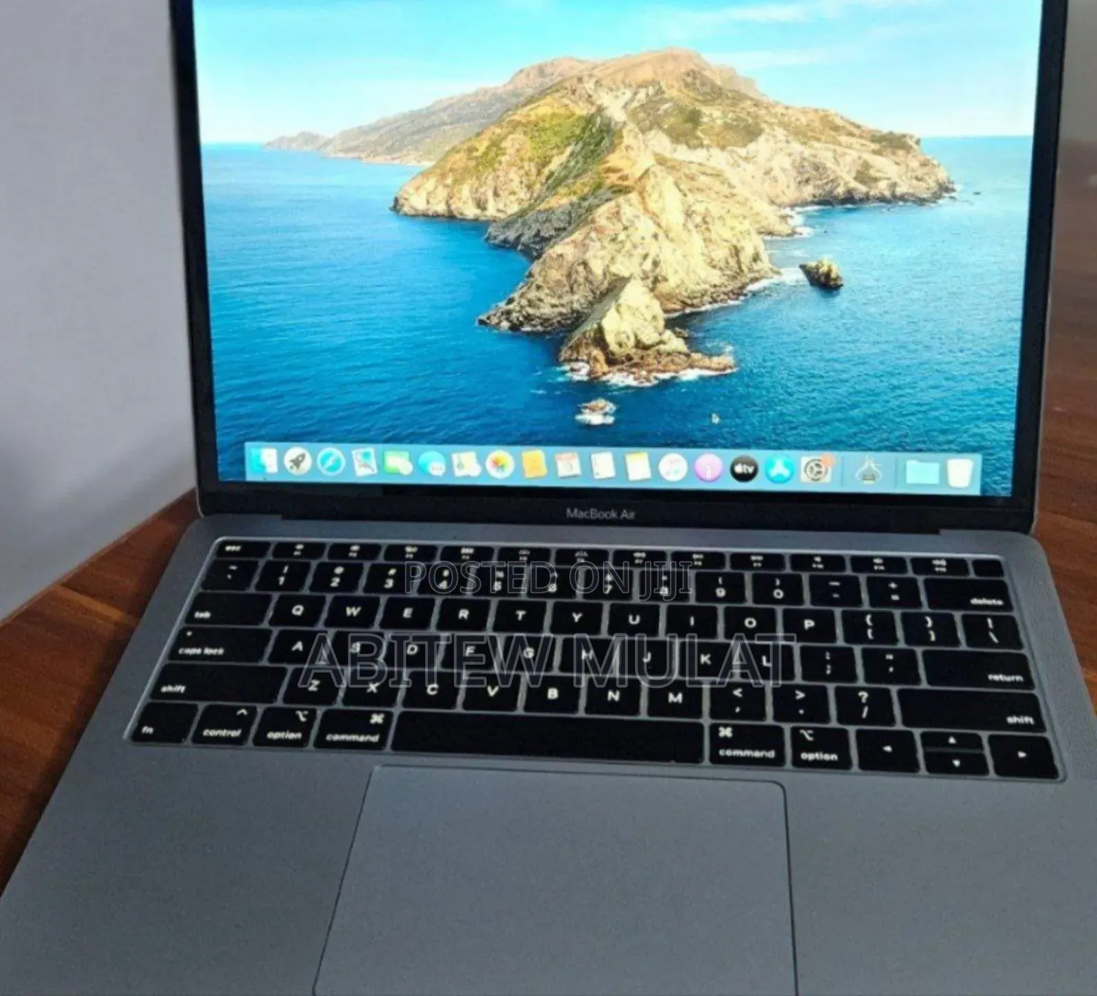 New Laptop Apple MacBook Air 2019 8GB Intel Core I5 SSD 128GB