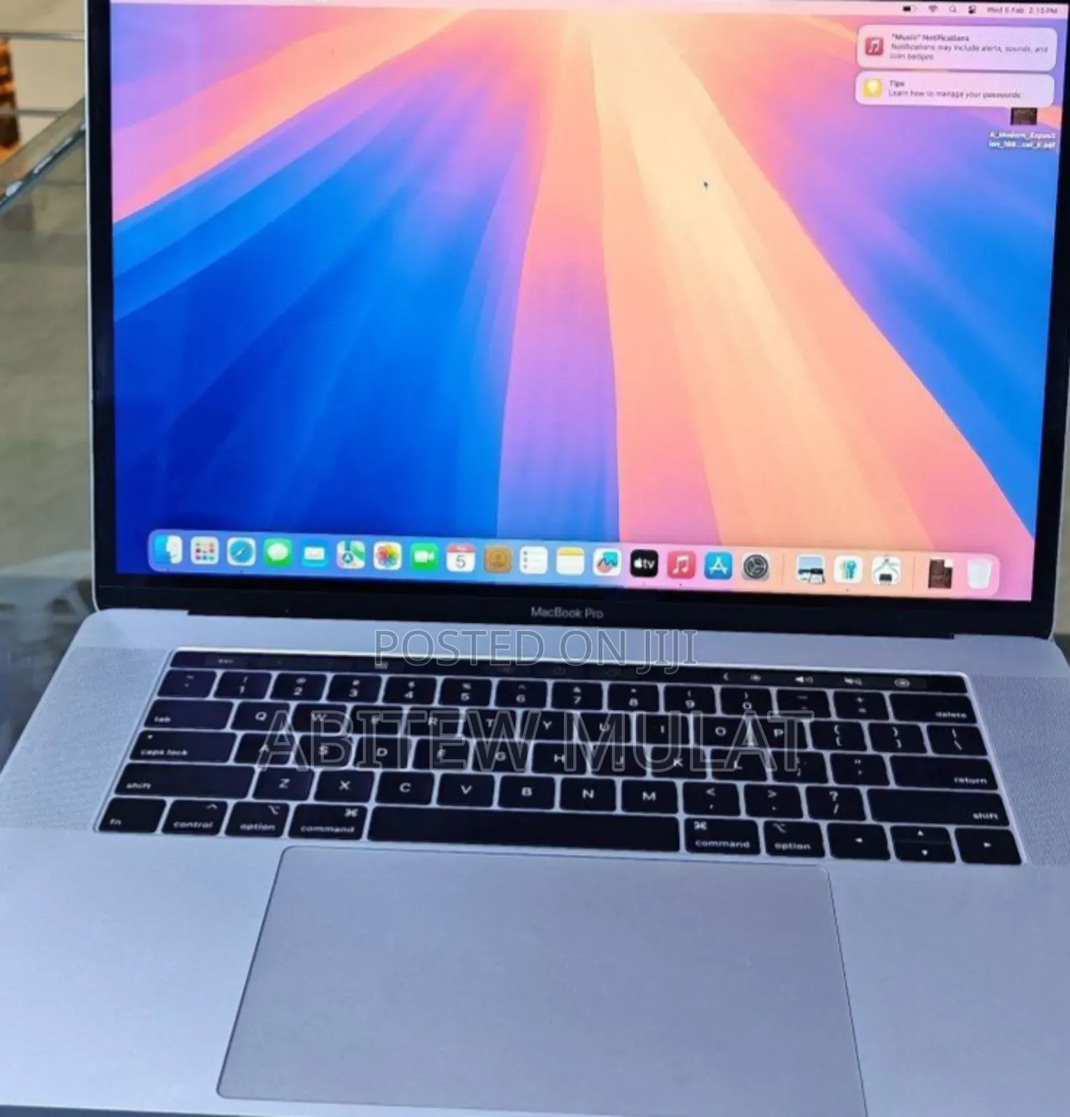 New Laptop Apple MacBook Pro 2019 16GB Intel Core I9 SSD 512GB
