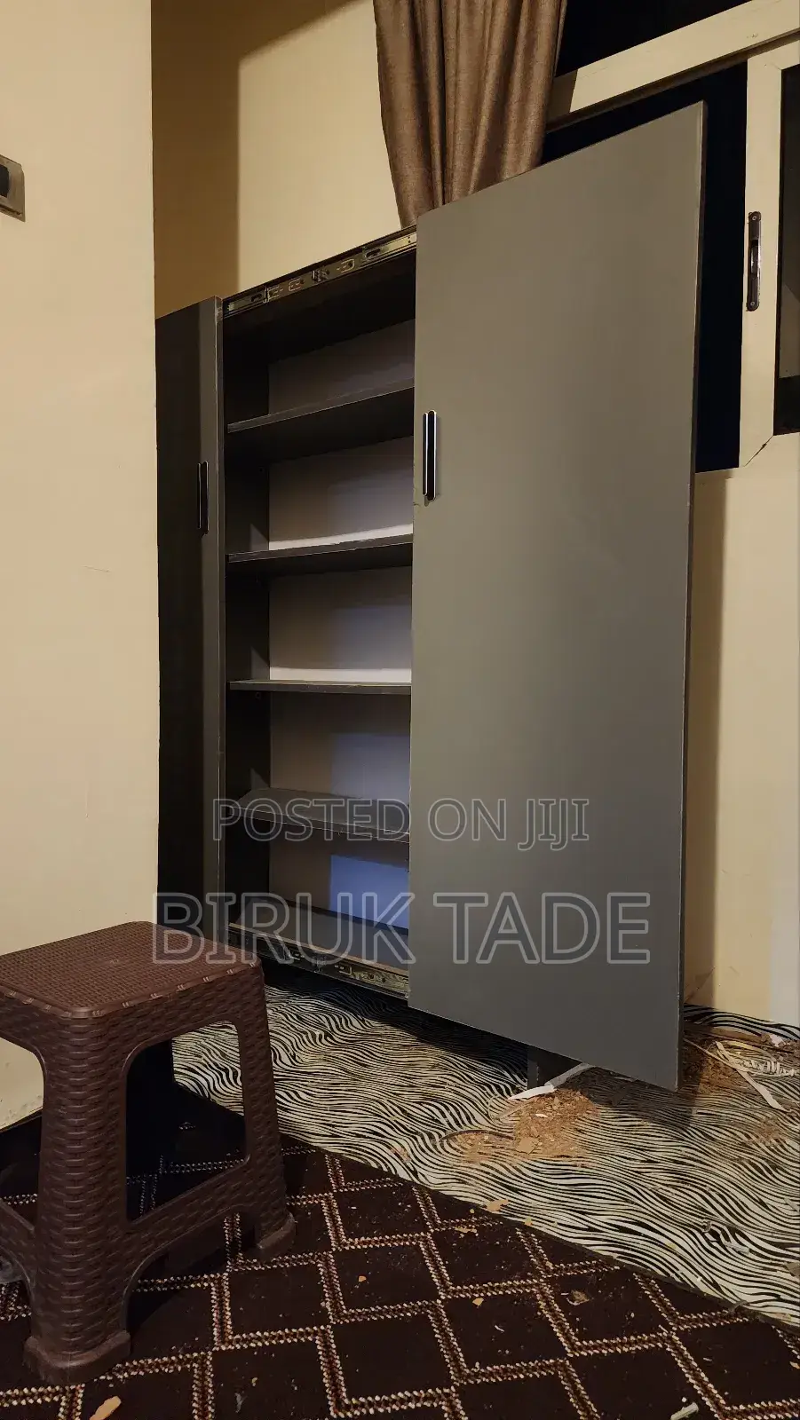 ጫማ መደርደሪያ 150×100 With Sliding Door With Laminated MDF