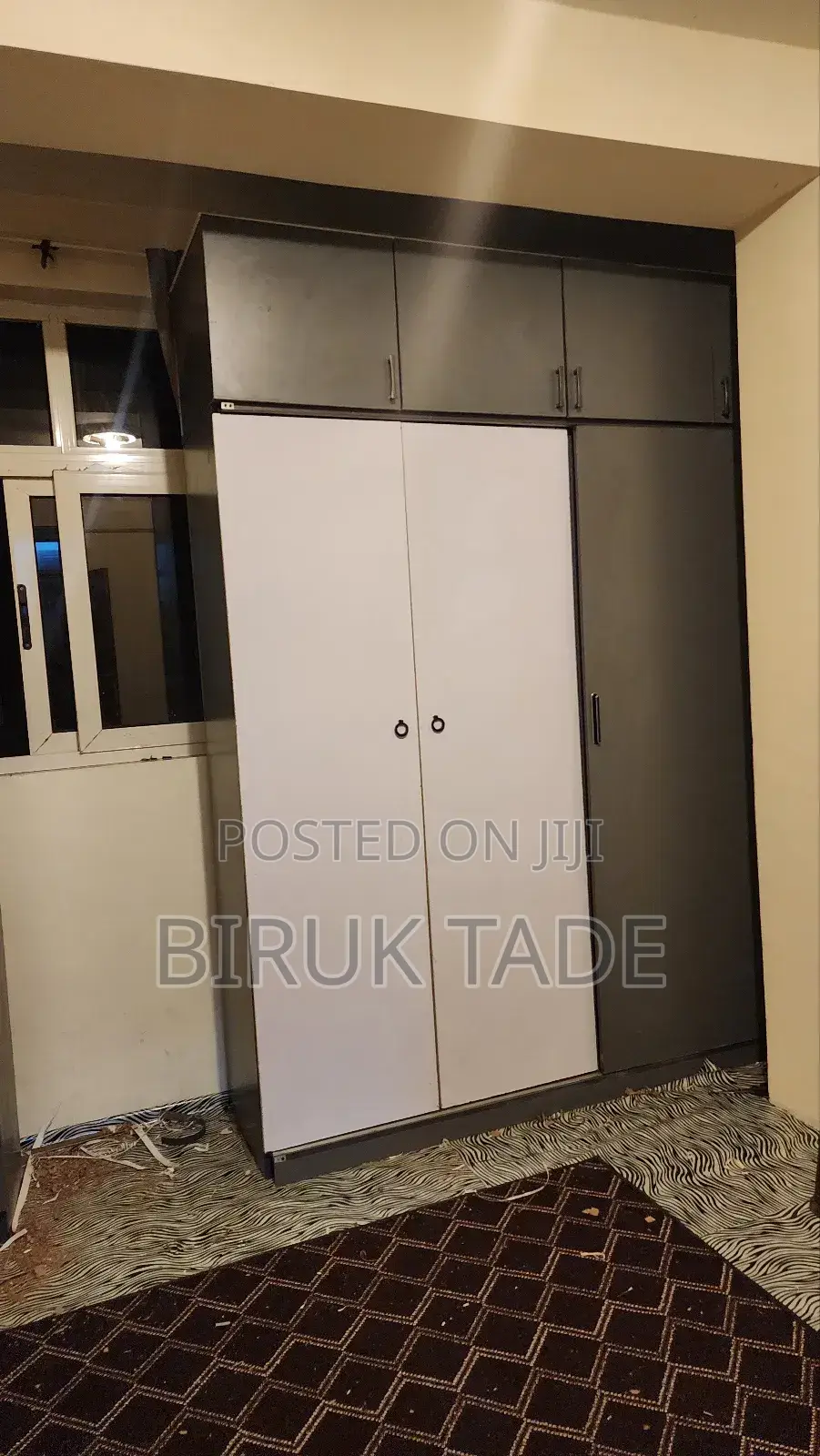 Closet 250×200cm Wardrobe That Has Sliding Door
