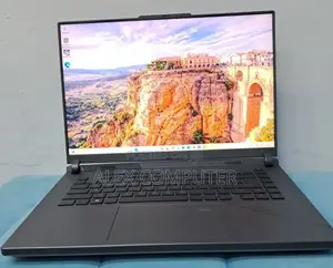 New Laptop Asus ROG Strix G15 32GB Intel Core I9 SSD 1T