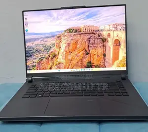 New Laptop Asus ROG Strix G15 32GB Intel Core I9 SSD 1T