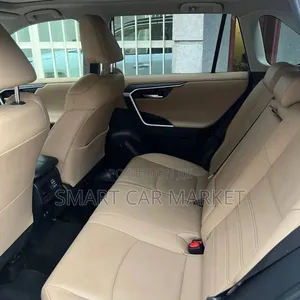 Toyota RAV4 2020 White