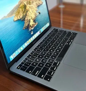 New Laptop Apple MacBook Air 2019 8GB Intel Core I5 SSD 128GB