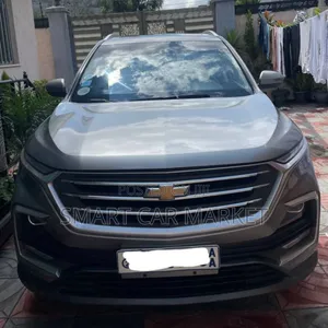 Photo - Chevrolet Captiva 2022 Gray