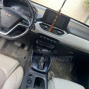 Chevrolet Captiva 2022 Gray