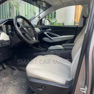 Chevrolet Captiva 2022 Gray