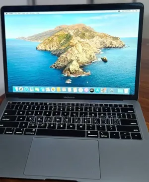 New Laptop Apple MacBook Air 2019 8GB Intel Core I5 SSD 128GB