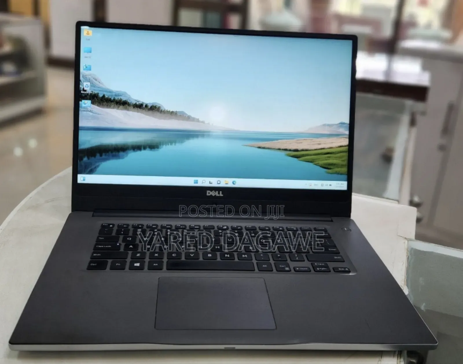 New Laptop Dell Inspiron 15 8GB Intel Core I5 HDD+SSD 1T