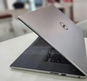 Laptop Dell Inspiron 15 8GB Intel Core I5 HDD+SSD 1T