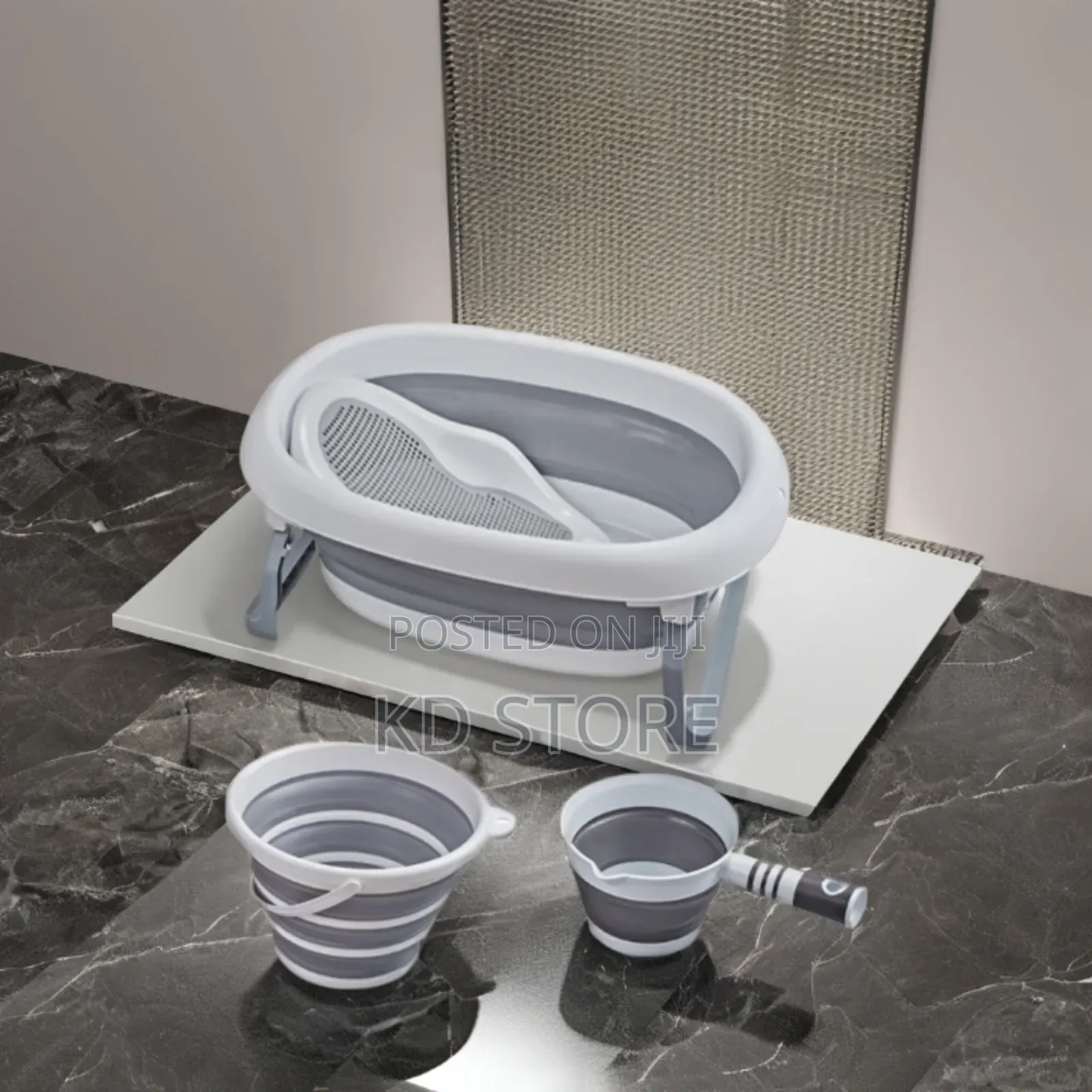 Baby's Foldable Bath Tub