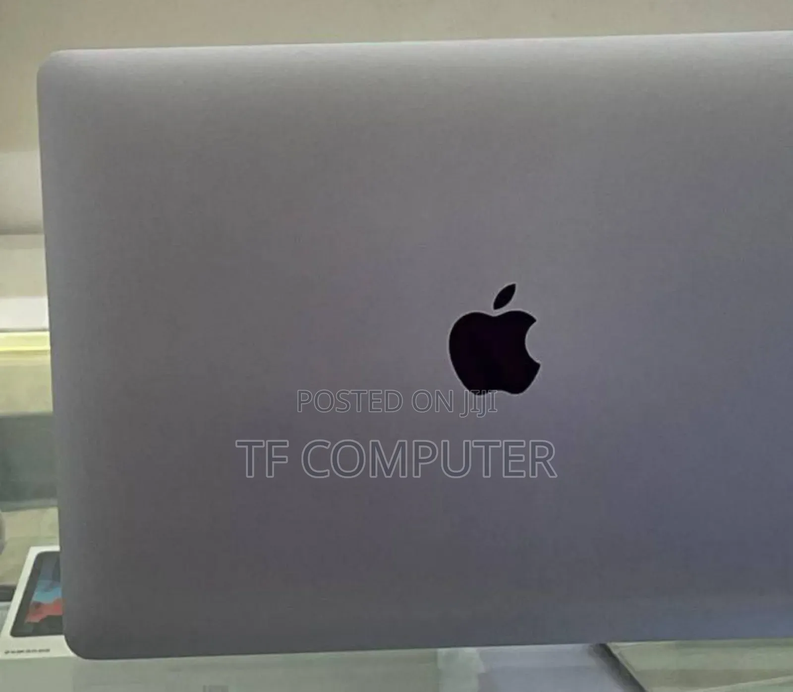 New Laptop Apple MacBook Pro 2017 8GB Intel Core I5 SSD 512GB