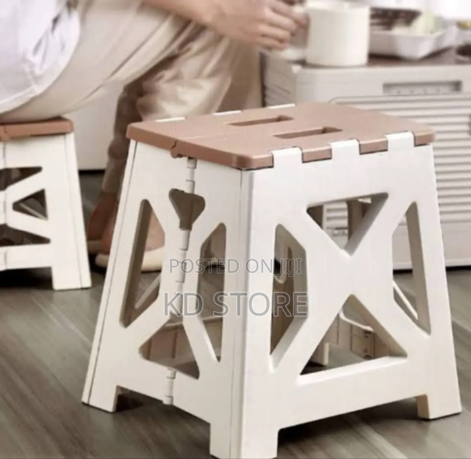  ለአዋቂወች የሚሆን ተጣጣፊ ወንበር