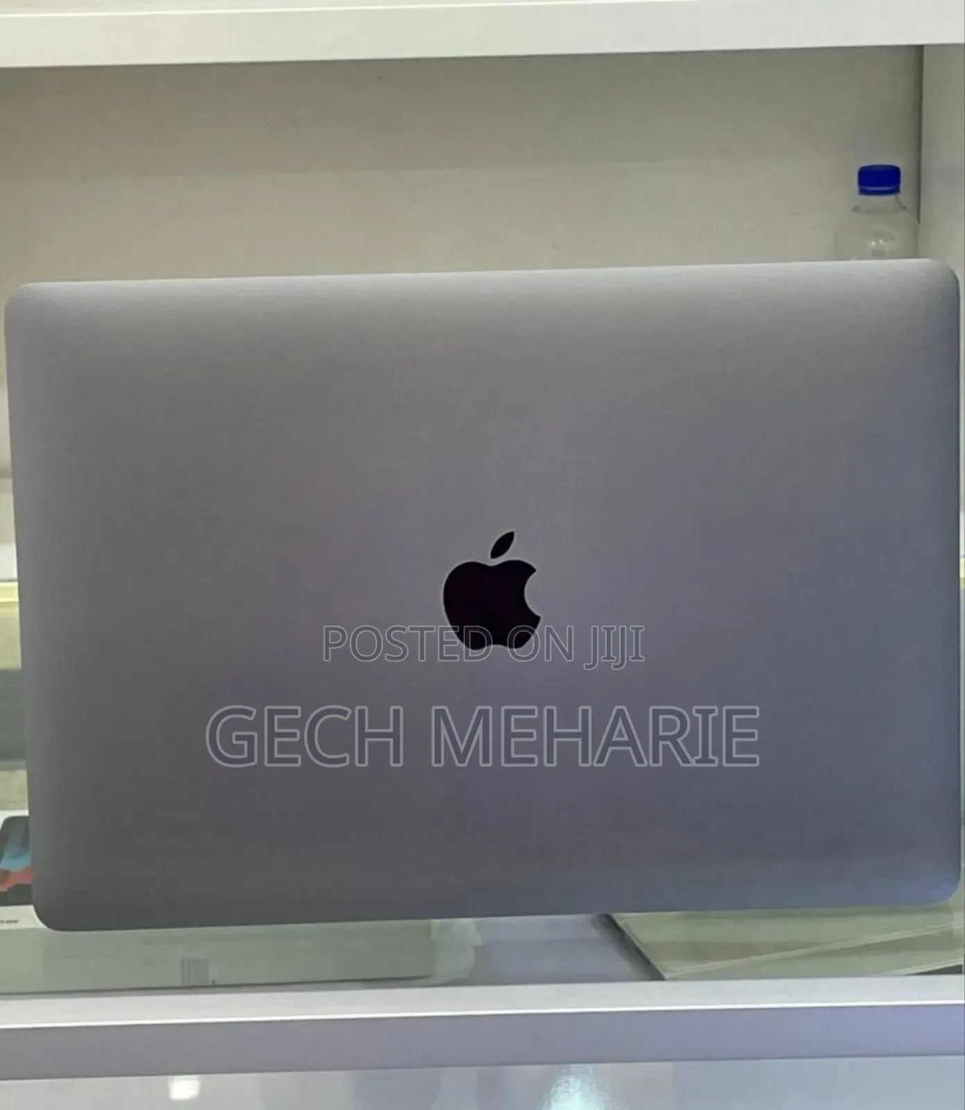 New Laptop Apple MacBook Pro 2015 8GB Intel Core I5 SSD 512GB