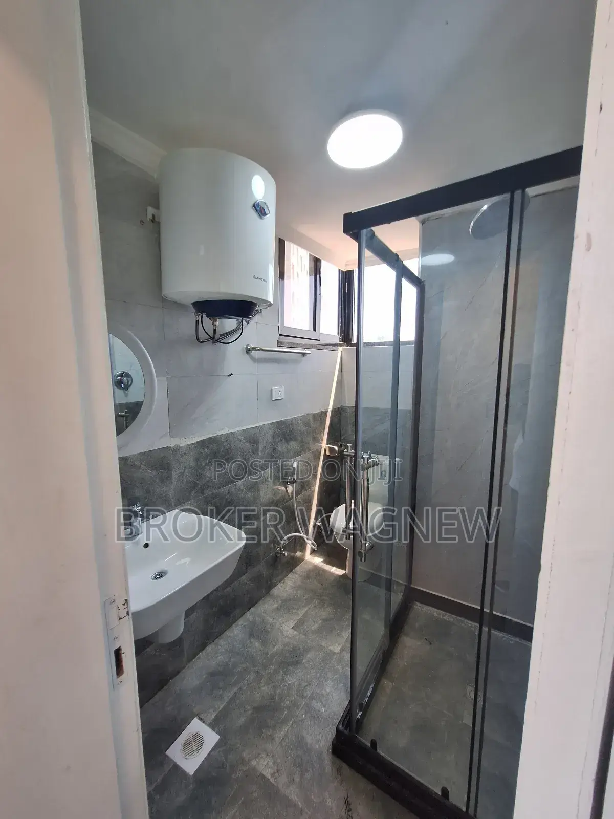 3bdrm Apartment in Bole for rent