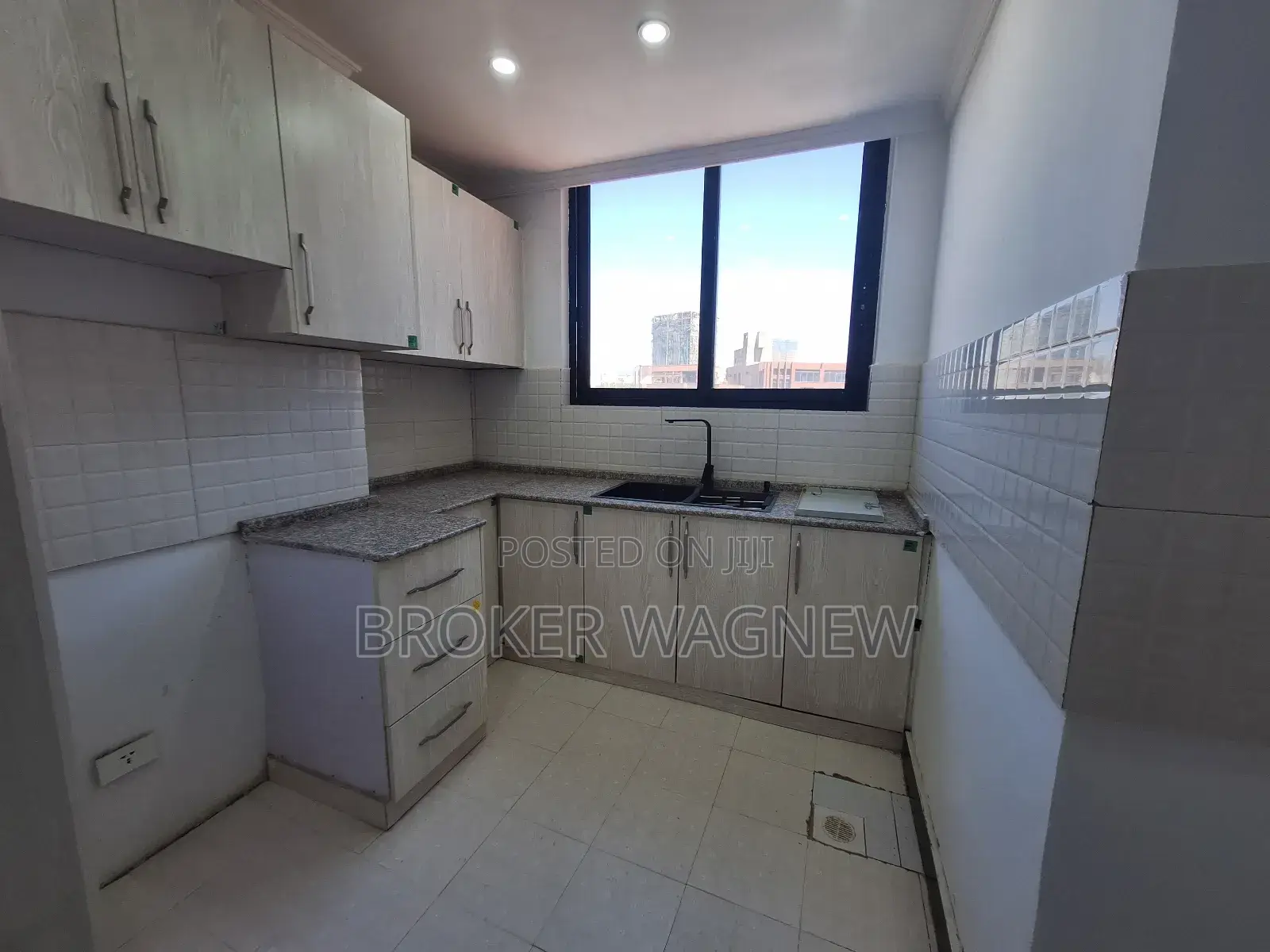 3bdrm Apartment in Bole for rent