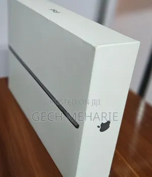Photo - New Apple iPad 10.2 (2019) 64 GB