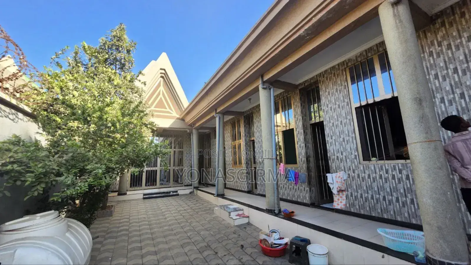 Furnished 4bdrm House in Adama for sale