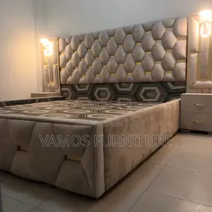 መብራት ያለው አልጋ