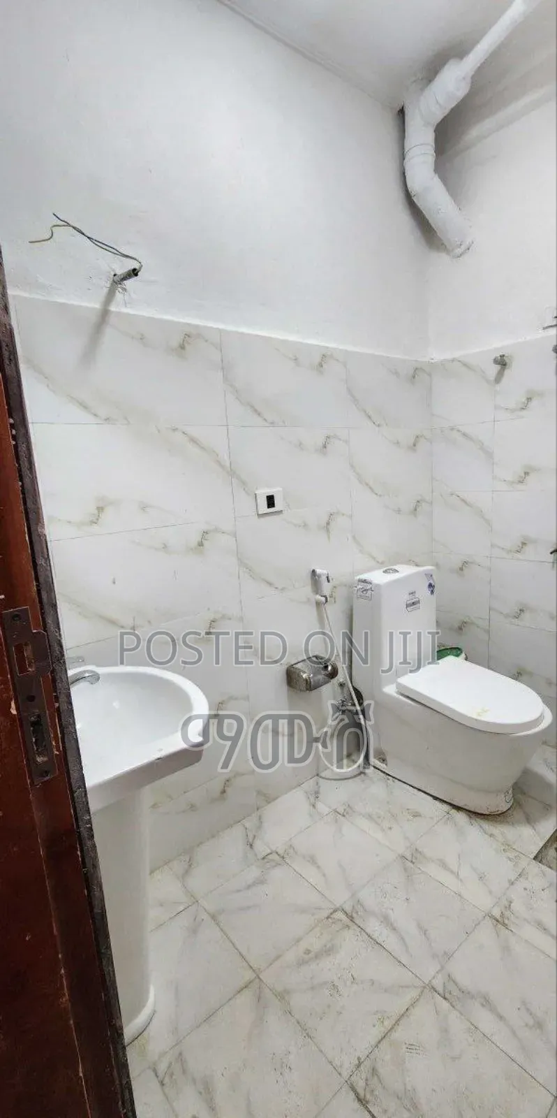 Furnished 2bdrm Condo in አያት 40/60 ኮንዶሚኒየም, Bole for sale
