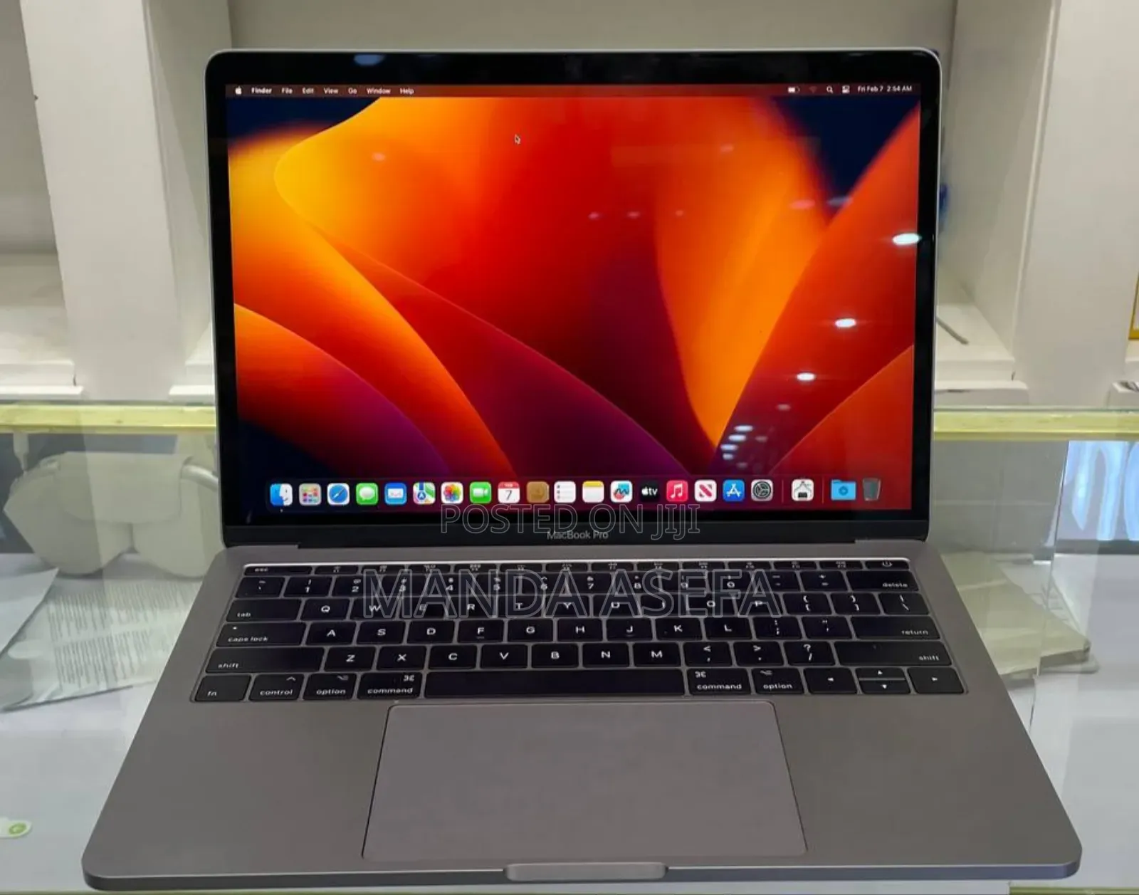 New Laptop Apple MacBook Pro 2017 8GB Intel Core I5 SSD 512GB