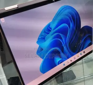 New Laptop HP Spectre X360 16GB Intel Core I7 SSD 512GB