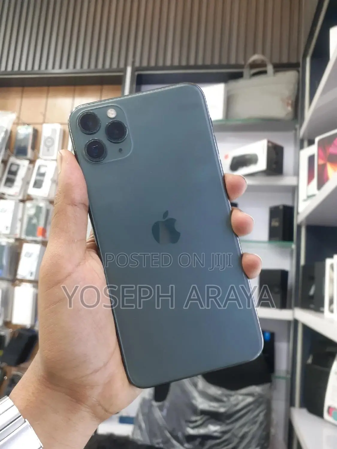 Apple iPhone 11 Pro Max 64 GB Green