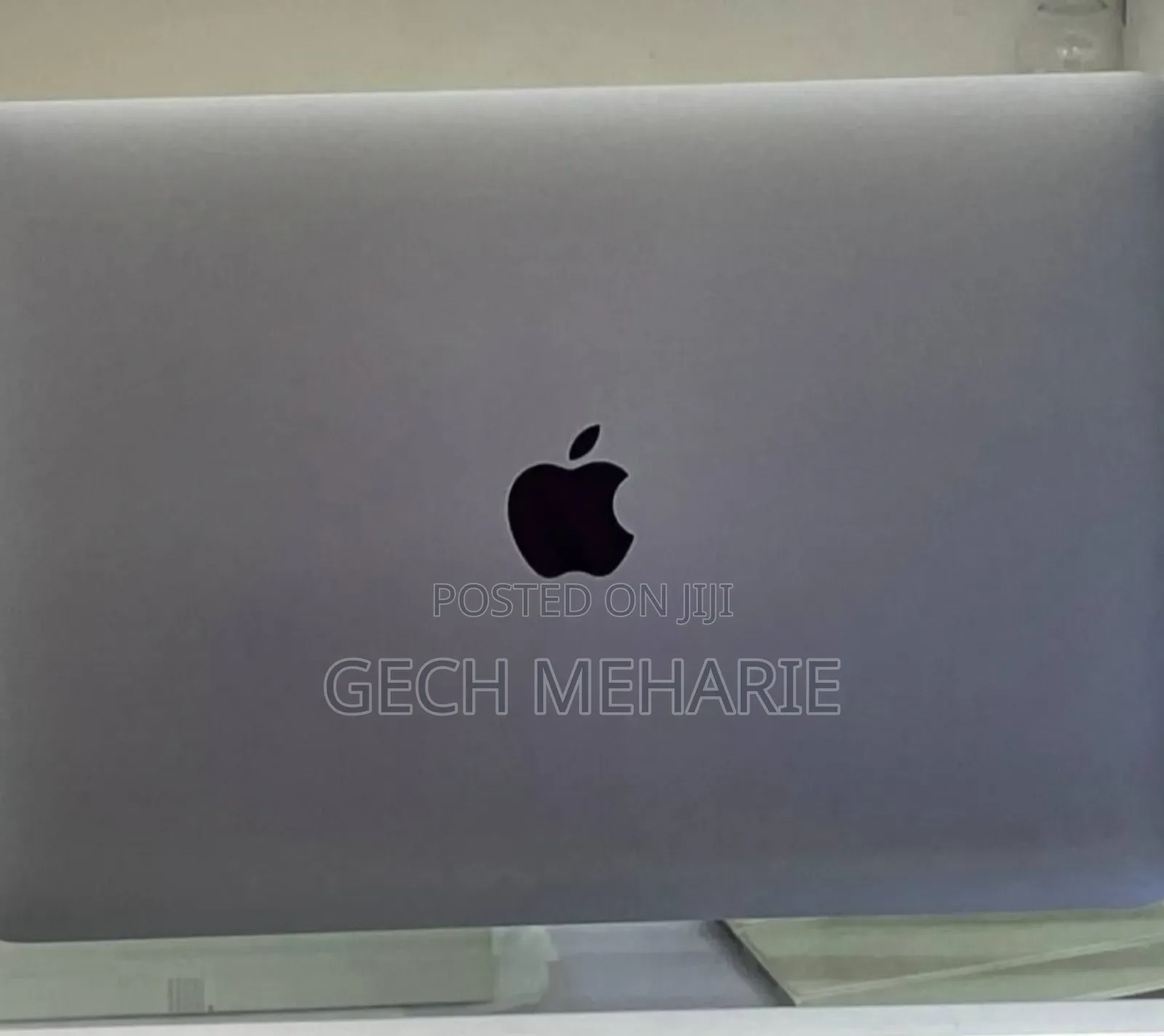 New Laptop Apple MacBook Pro 2017 8GB Intel Core I5 SSD 512GB