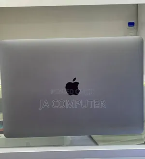 New Laptop Apple MacBook Pro 2017 8GB Intel Core I5 SSD 512GB