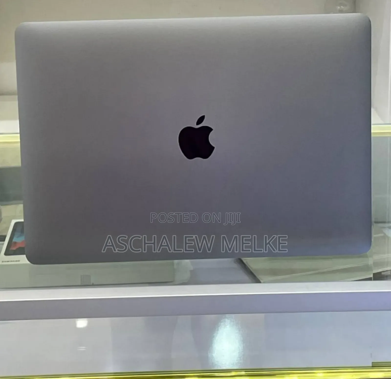Laptop Apple MacBook Pro 2017 8GB Intel Core I5 SSD 512GB