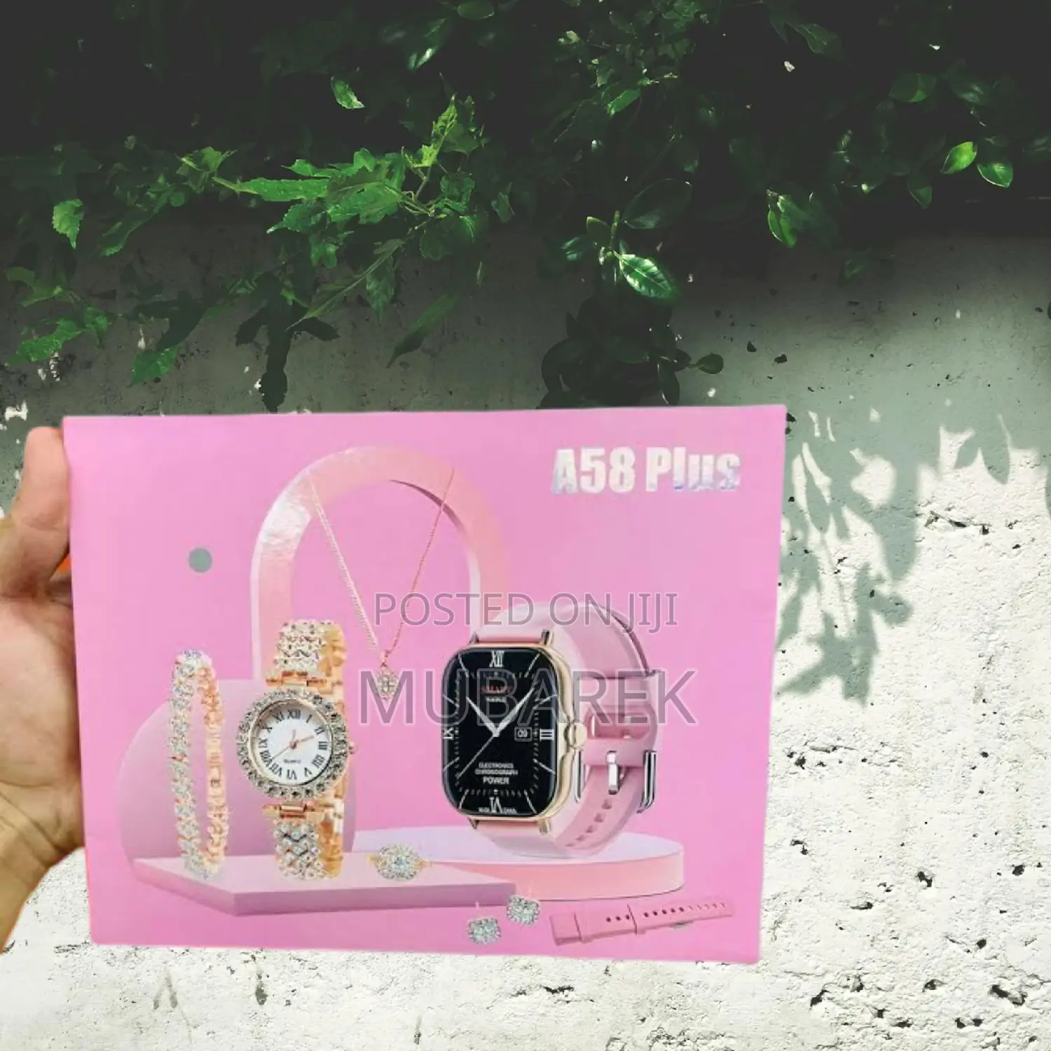 A58 Plus: Ladies Gold Smartwatch
