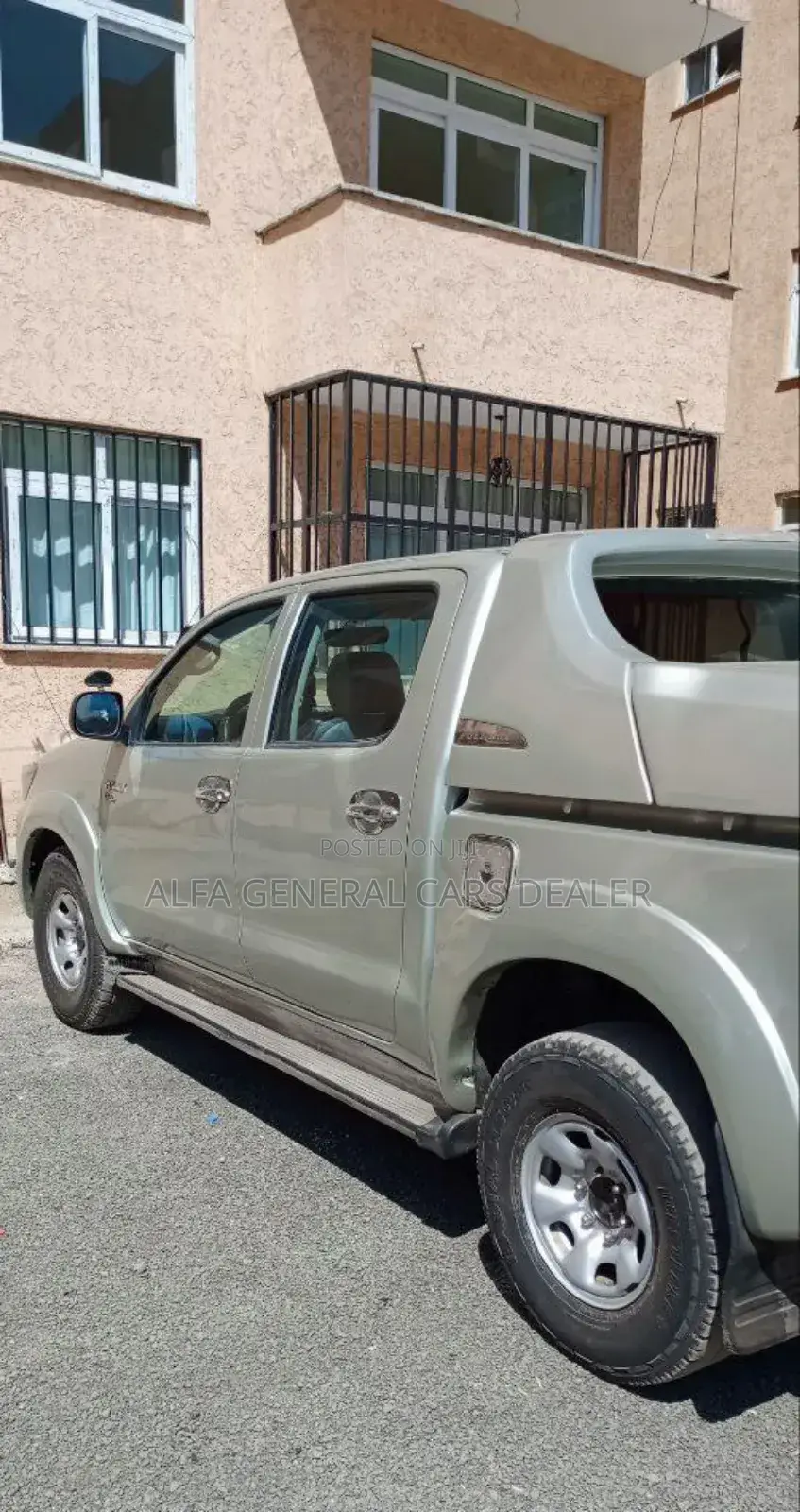 Toyota Hilux 2011 Silver