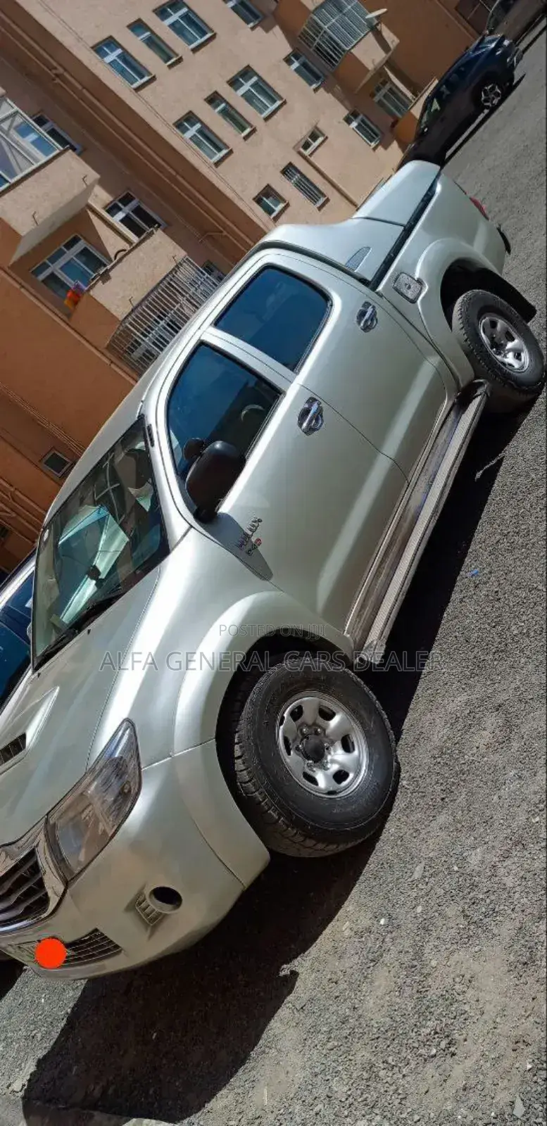 Toyota Hilux 2011 Silver