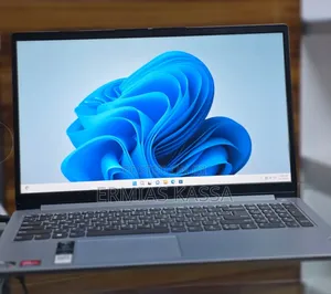 New Laptop Lenovo Ideapad 3 16GB AMD Ryzen 7 SSD 512GB