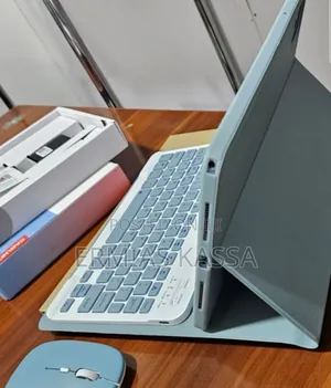Photo - New Lenovo Pad 128 GB White