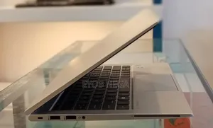 New Laptop HP EliteBook 830 G7 16GB Intel Core I7 SSD 512GB