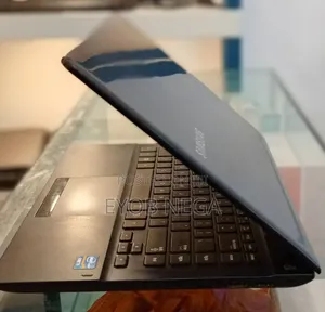 Laptop Samsung 4GB Intel Core I5 HDD 500GB