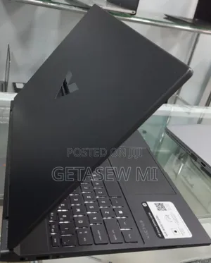 New Laptop HP Victus 15 16GB Intel Core I7 SSD 512GB