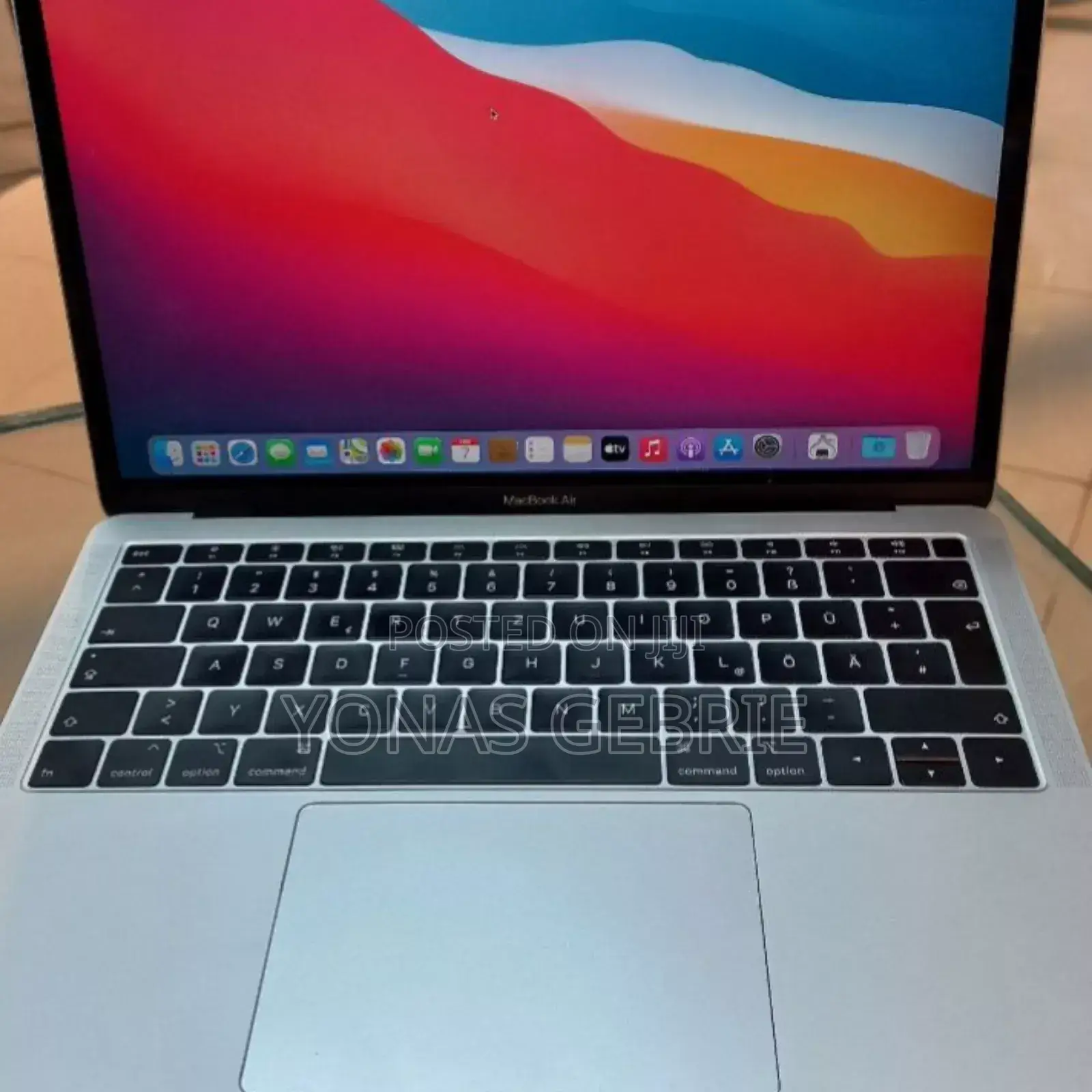 New Laptop Apple MacBook Air 2019 8GB Intel Core I5 SSD 128GB