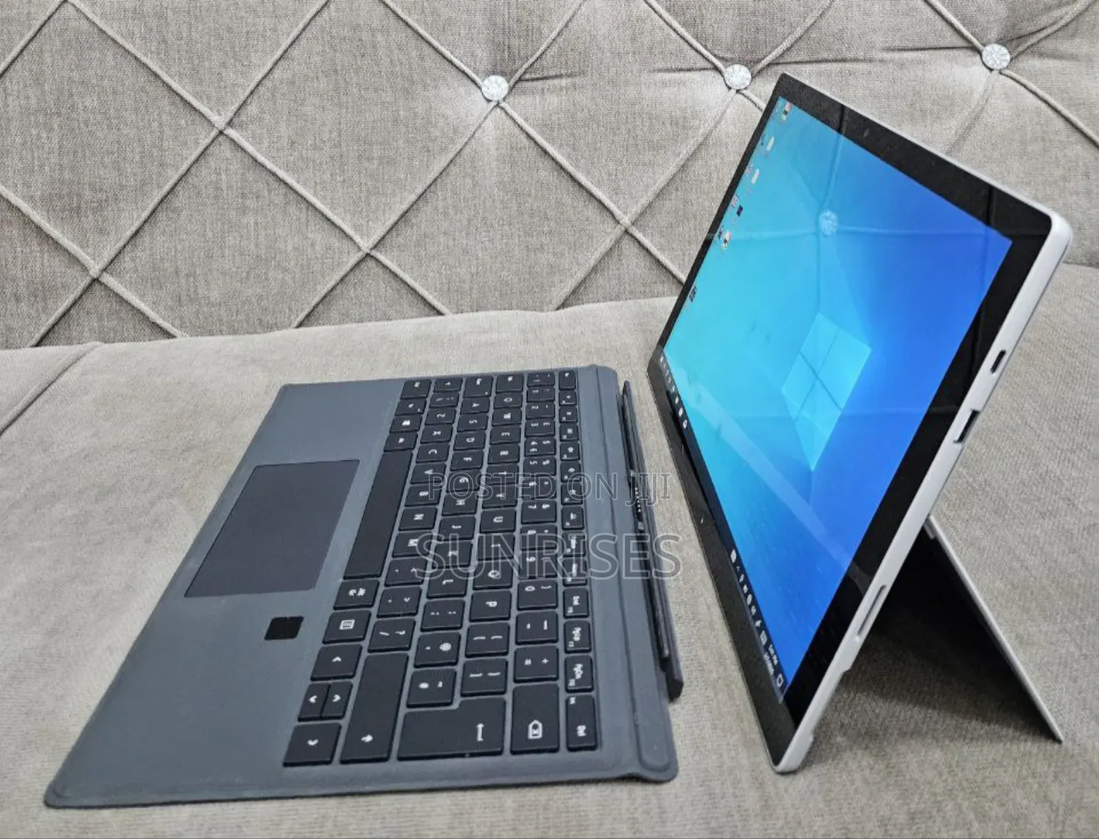 New Laptop Microsoft Surface Pro 7 16GB Intel Core I7 SSD 256GB